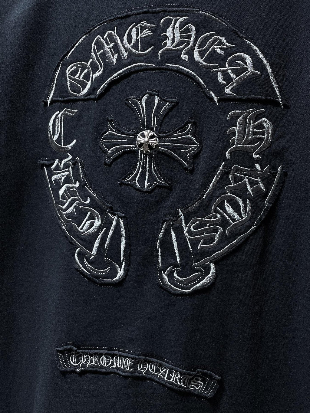 Chrome Hearts Cross & Horseshoe Embroidered Short-Sleeve T-Shirt — detail
