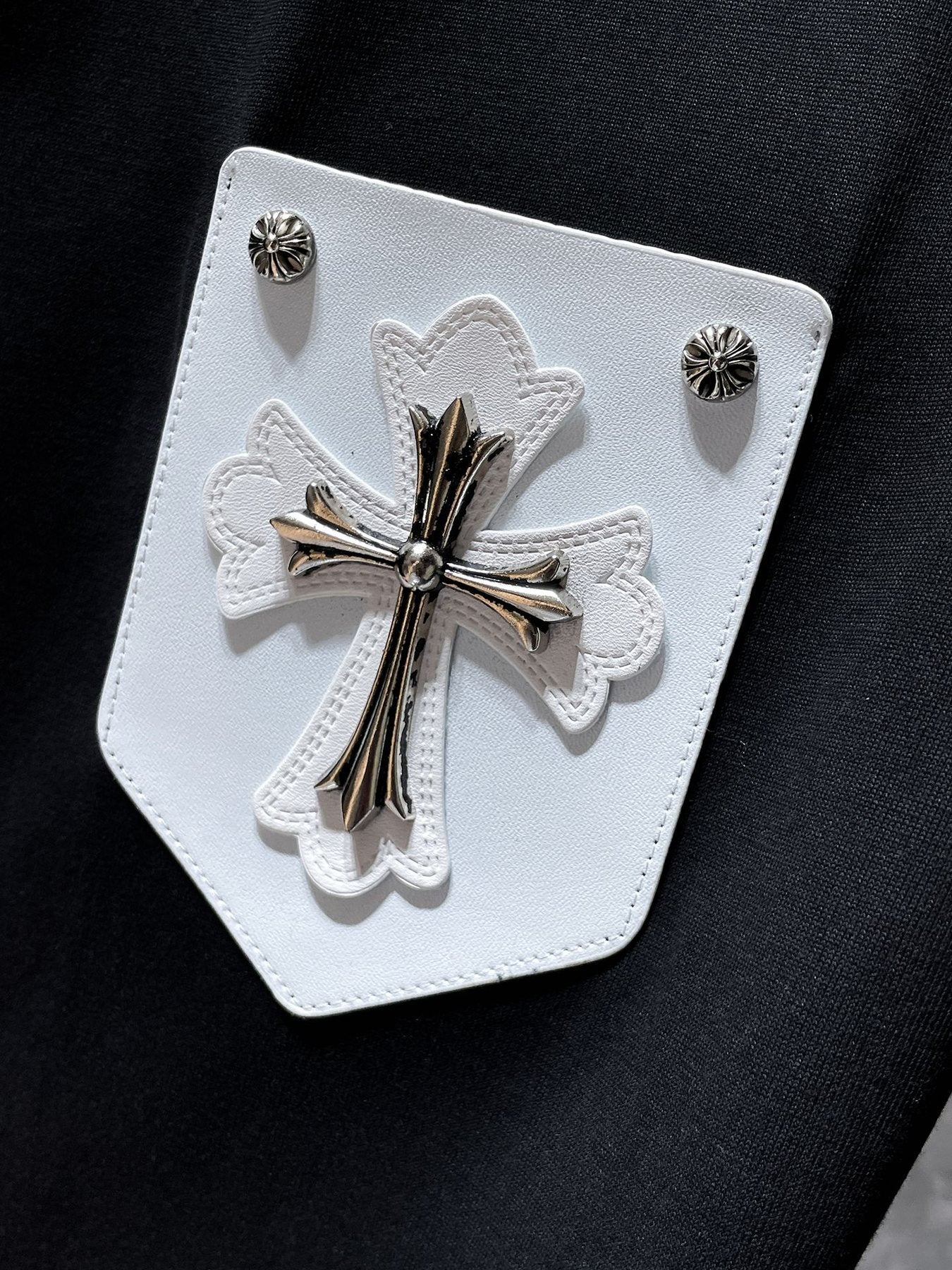 Chrome Hearts Cross Applique Short-Sleeve T-Shirt — detail