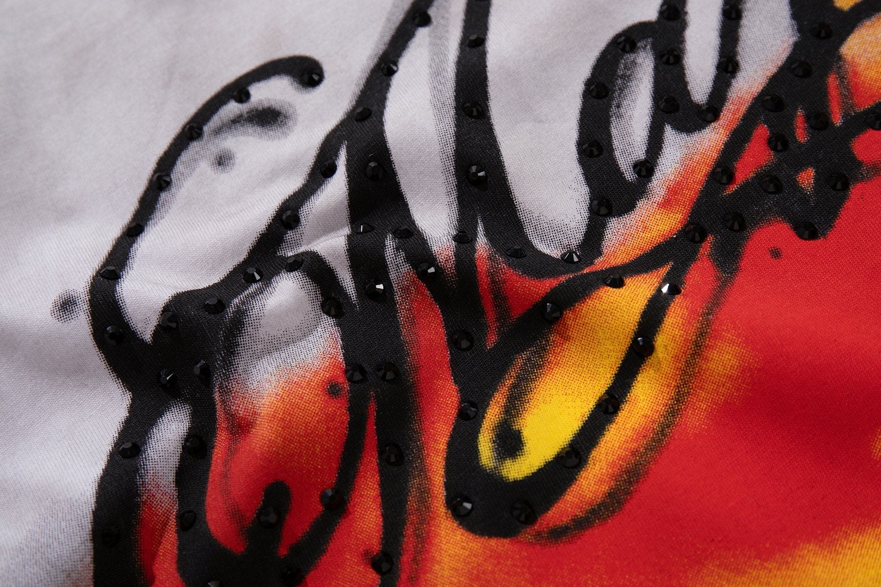 MAJESTIK Horse Racing Graffiti Graphic T-Shirt — detail