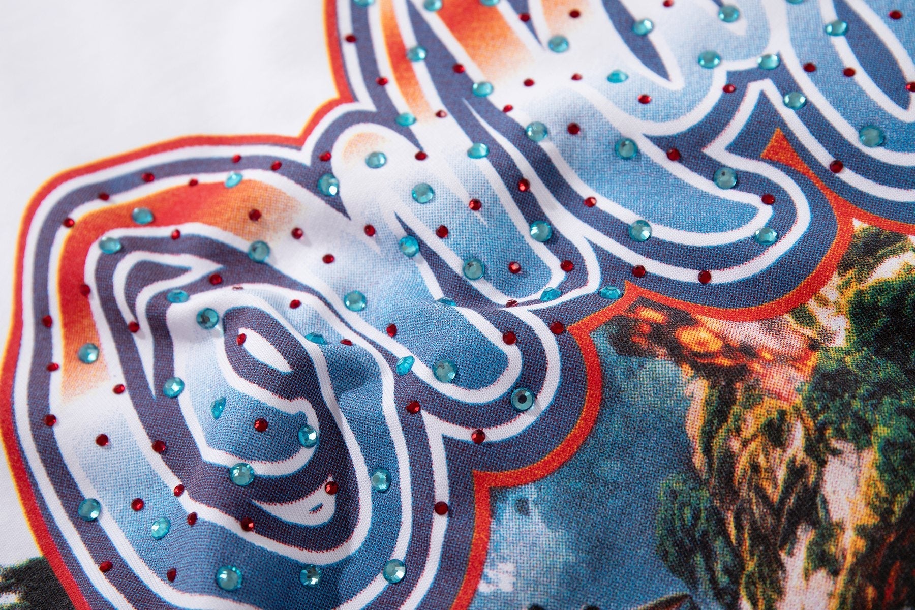 MAJESTIK Skull Graphic Short-Sleeve T-Shirt — detail