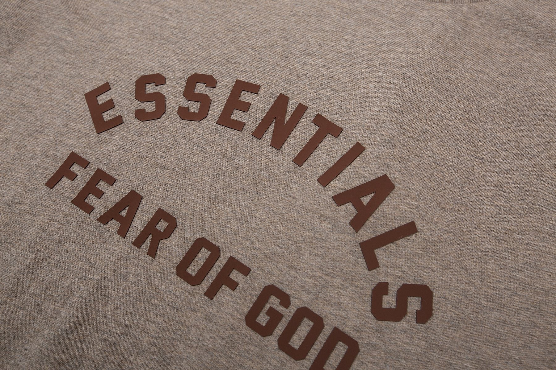 Fear of God Essentials Arched Logo Short-Sleeve T-Shirt — detail