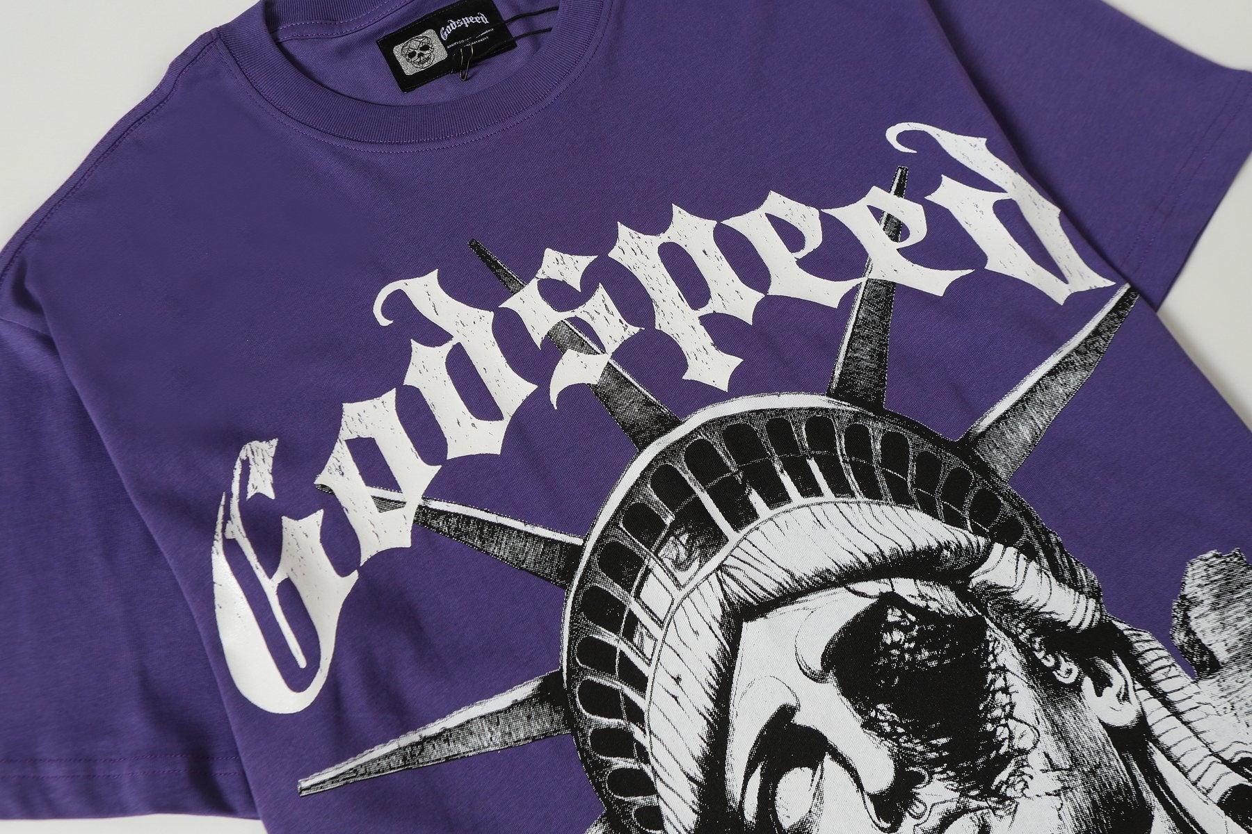 Godspeed Statue of Liberty Graphic T-Shirt — detail