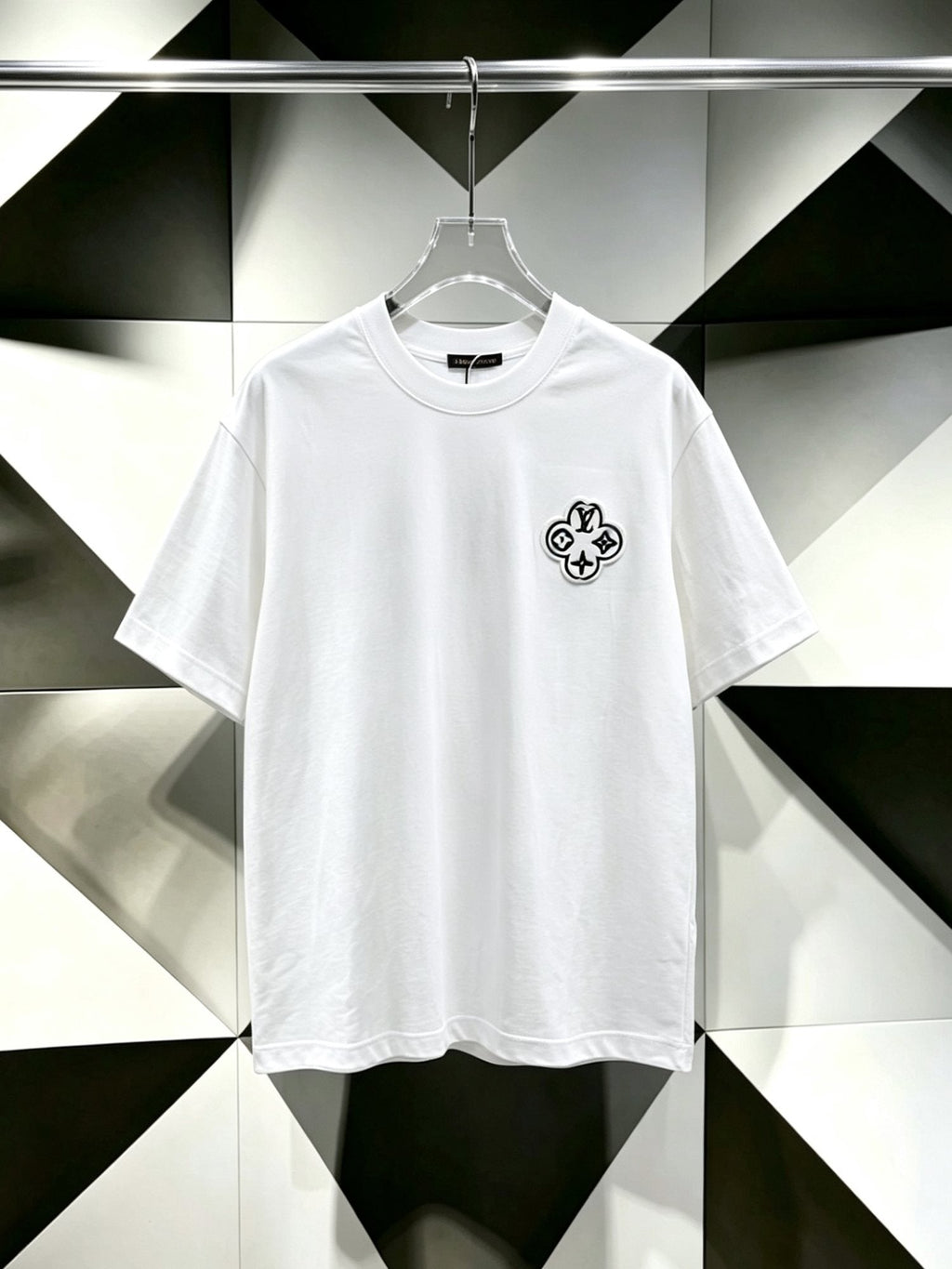 Louis Vuitton*LV Clover Patch Back Graphic T-Shirt — hero