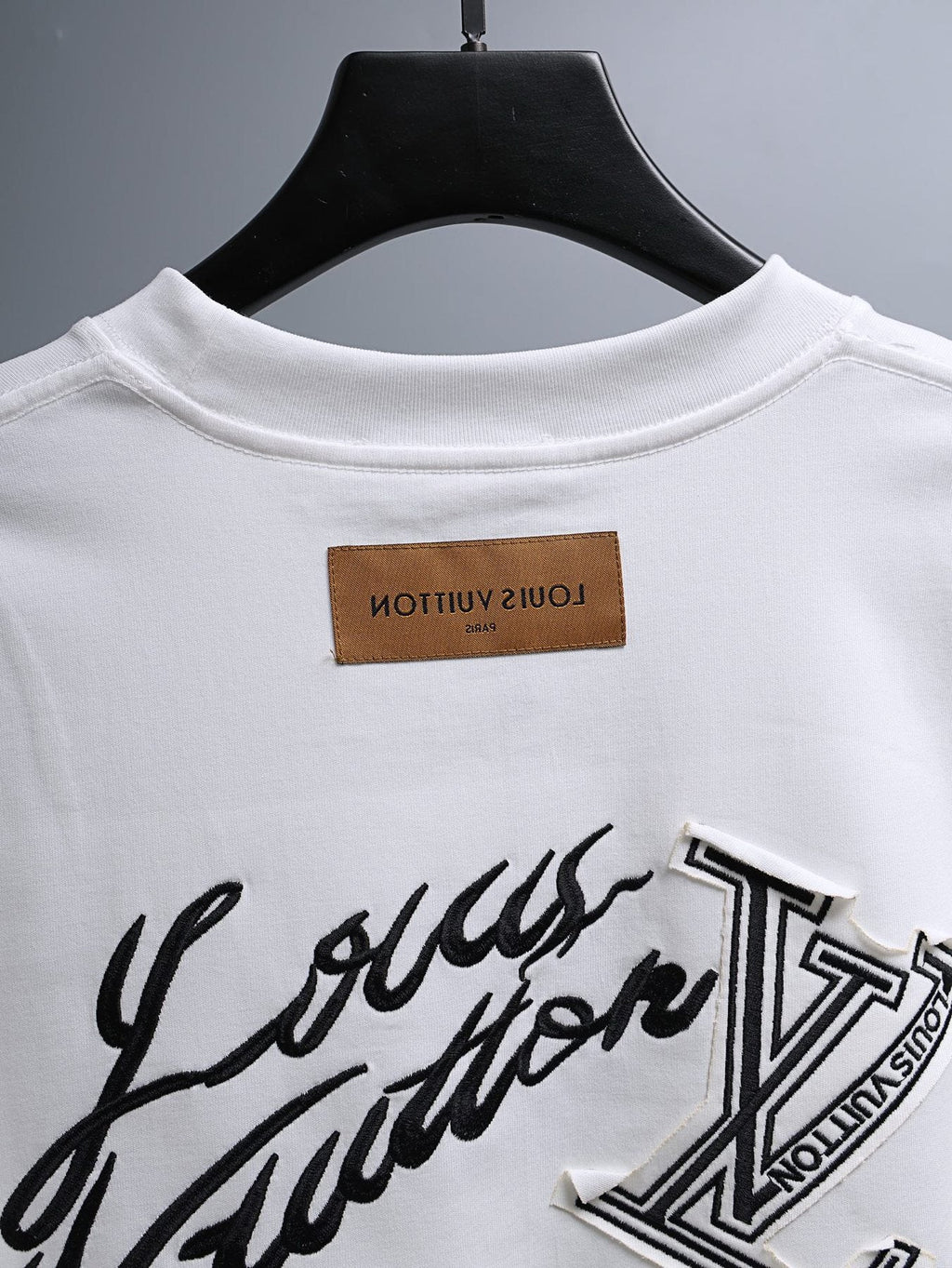 Louis Vuitton*LV Clover Patch Back Graphic T-Shirt — detail