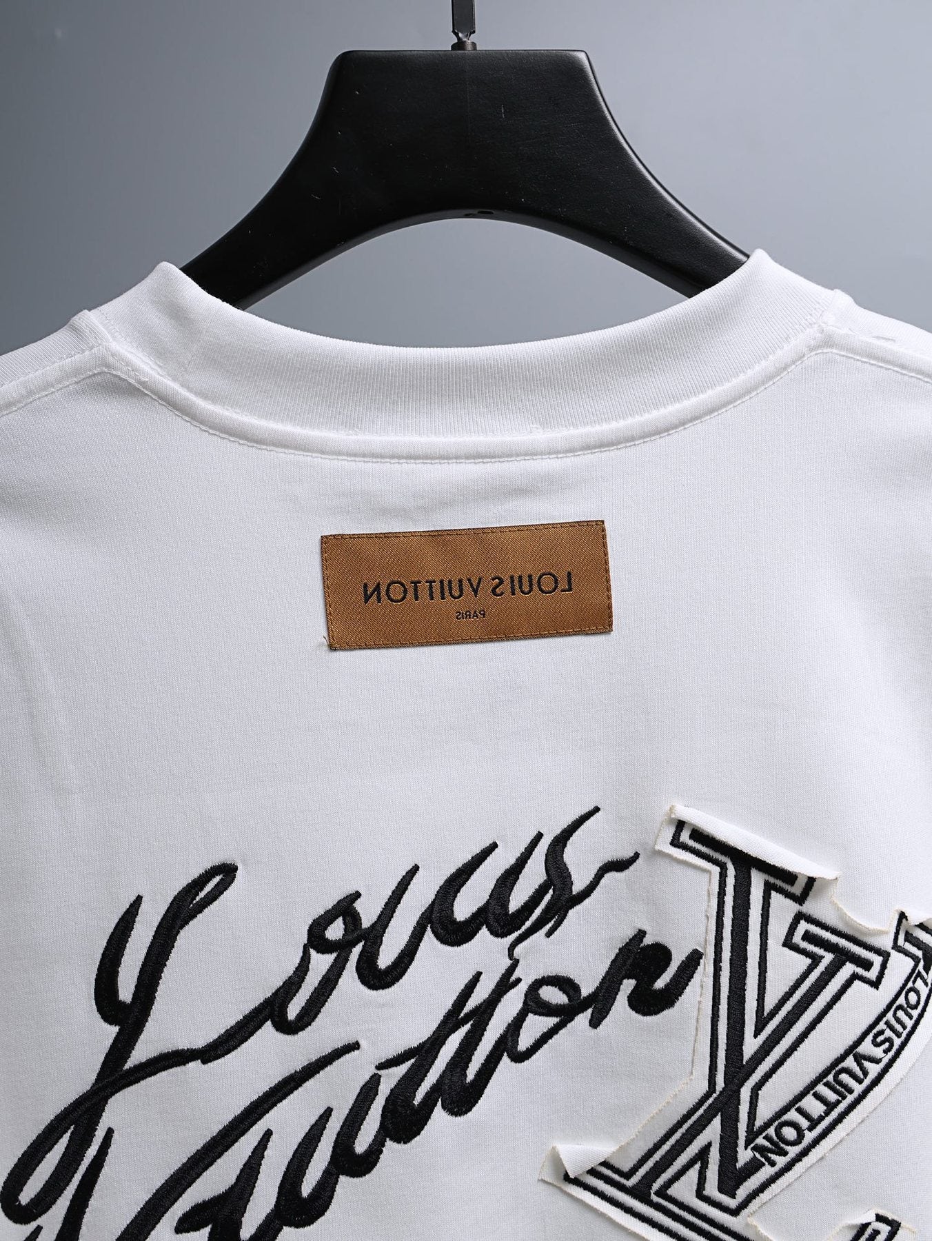Louis Vuitton*LV Clover Patch Back Graphic T-Shirt — detail