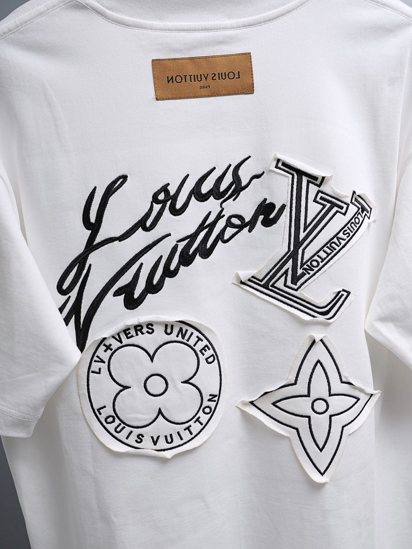 Louis Vuitton*LV Clover Patch Back Graphic T-Shirt — detail