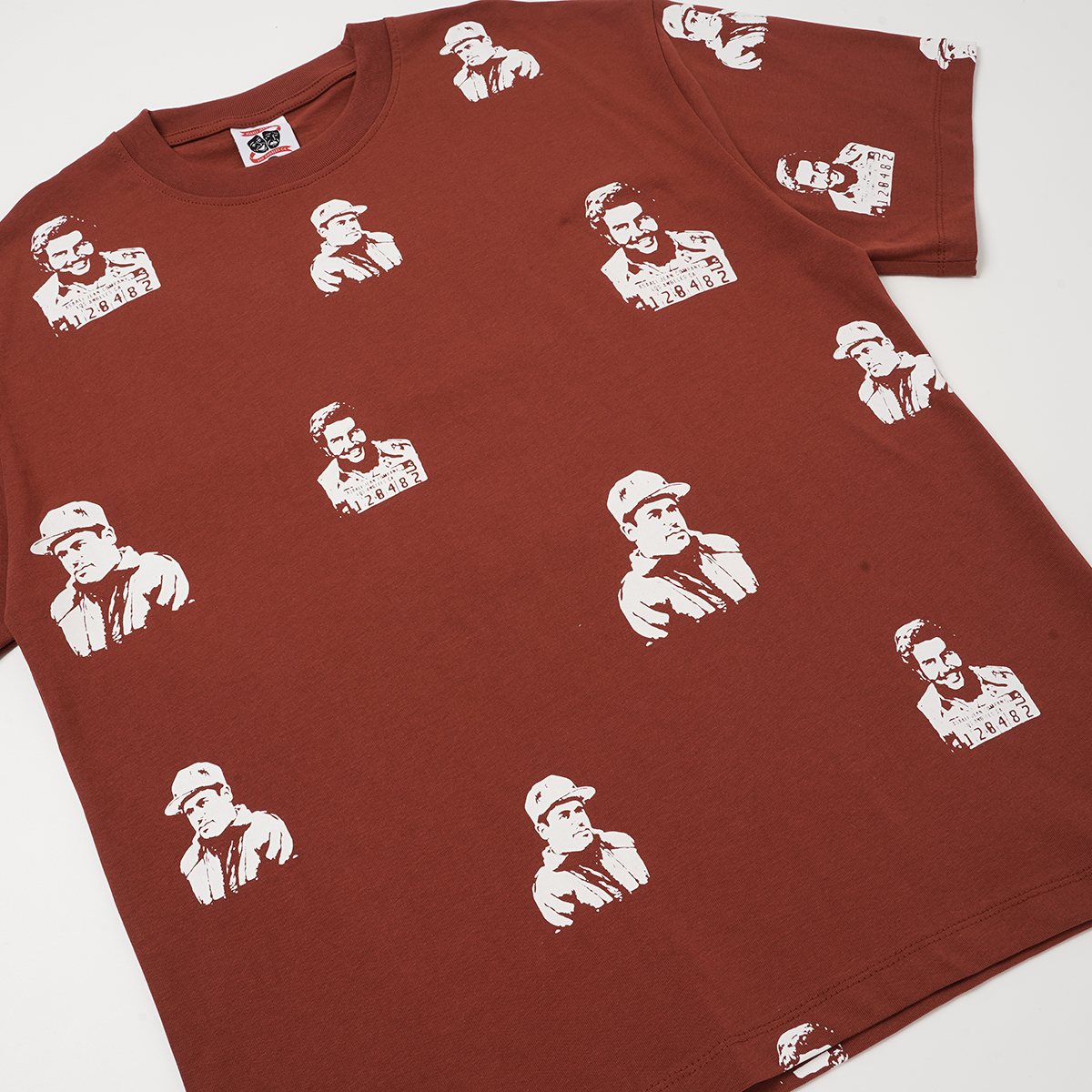 ASAALL All-Over Portrait Graphic Short-Sleeve T-Shirt — detail