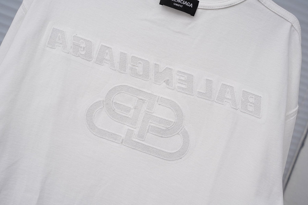 Balenciaga Tonal Logo Graphic T-Shirt — detail
